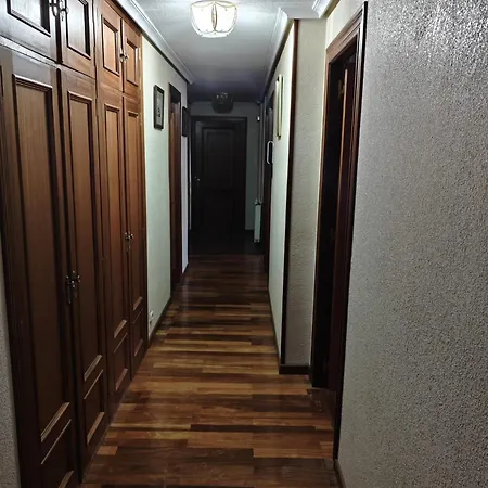 Piso Plaza Lesmes Franco דירה *