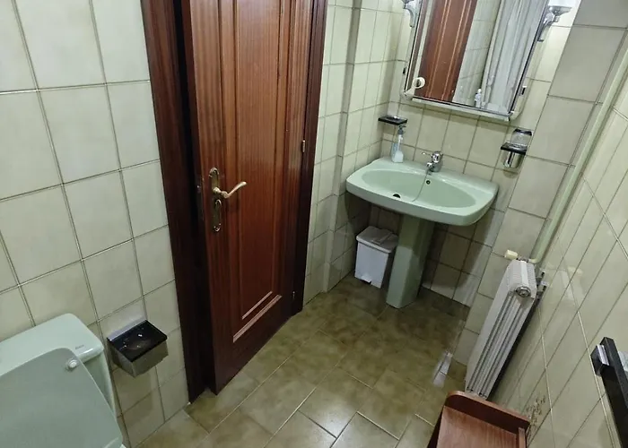 Piso Plaza Lesmes Franco Apartment *