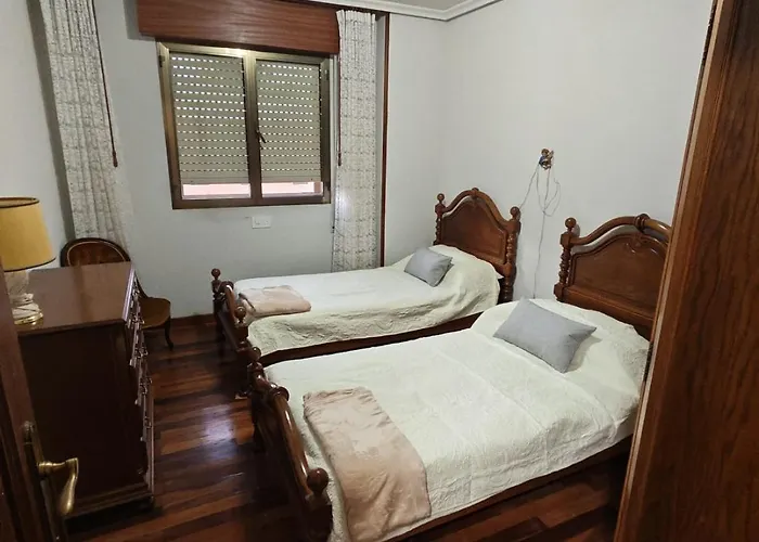 Apartment Piso Plaza Lesmes Franco